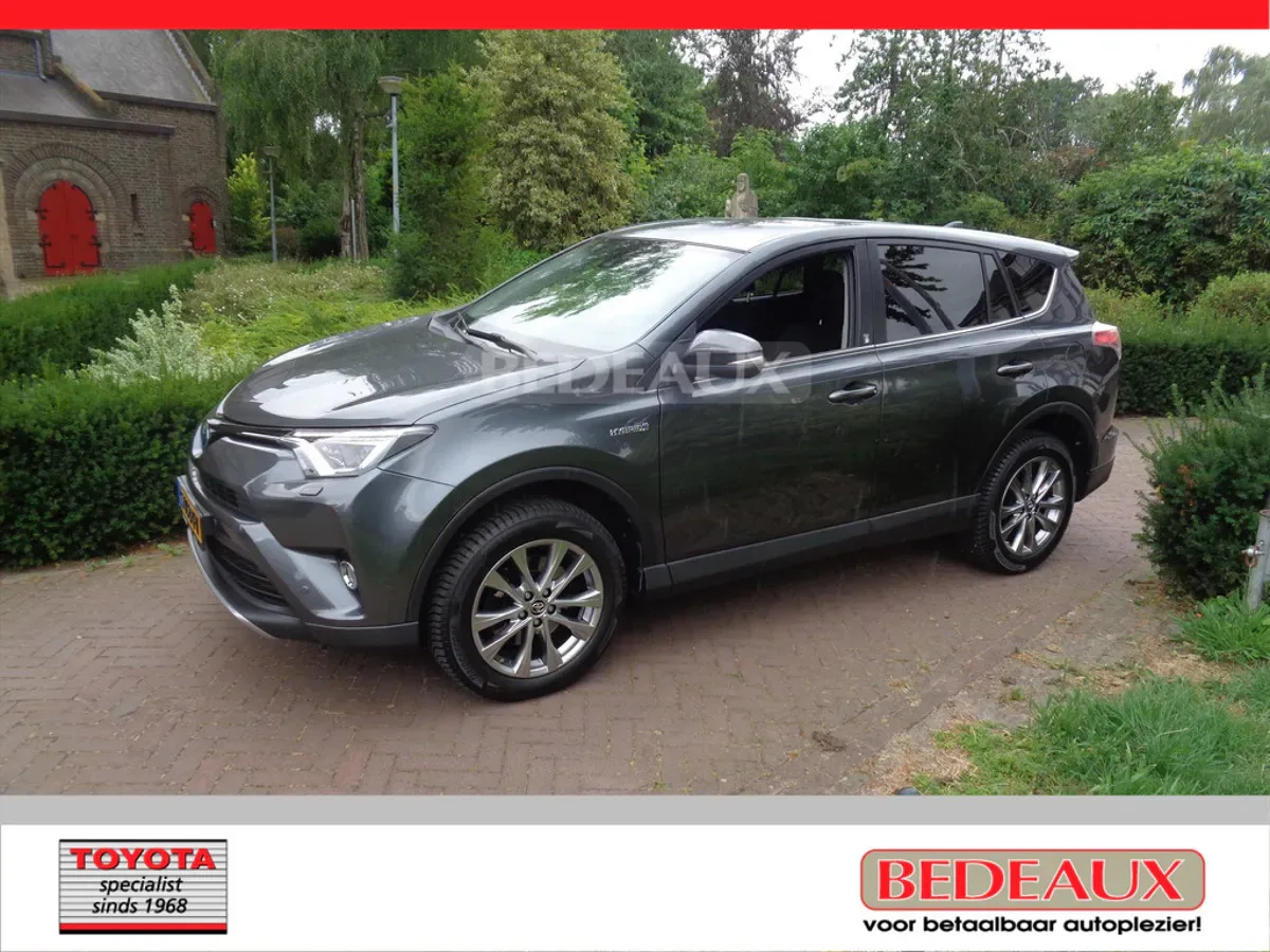 Toyota RAV4 (2019) — foto 1