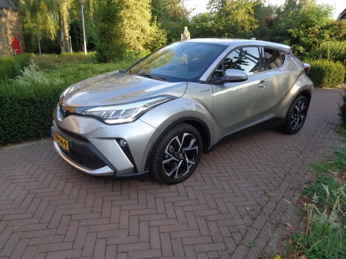 Toyota C-HR (2021) — foto 1