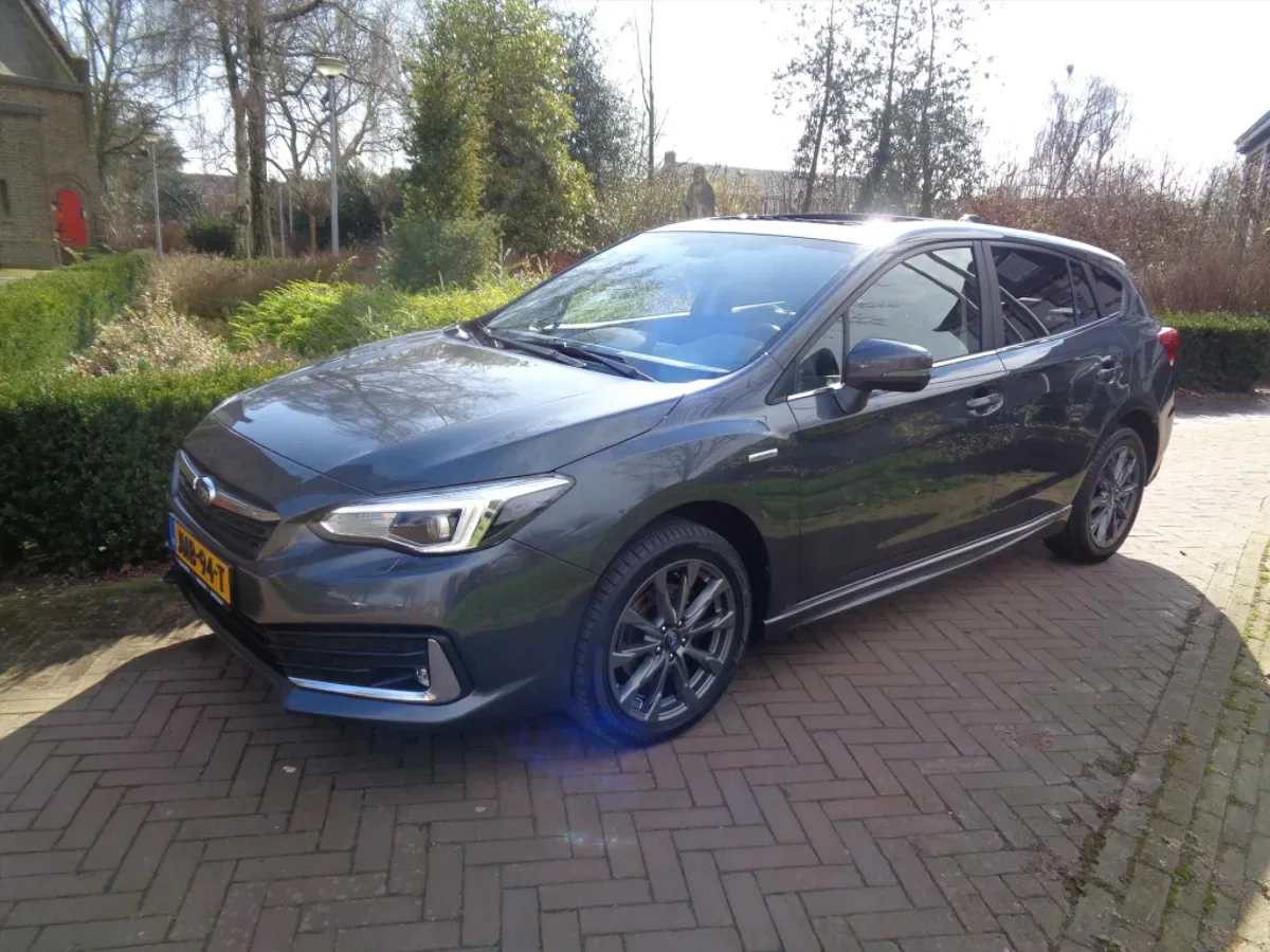 Subaru Impreza (2020) — foto 1