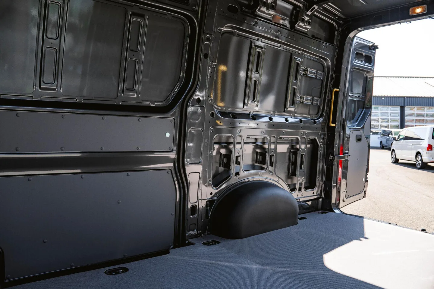 Volkswagen Crafter (2024) — foto 1