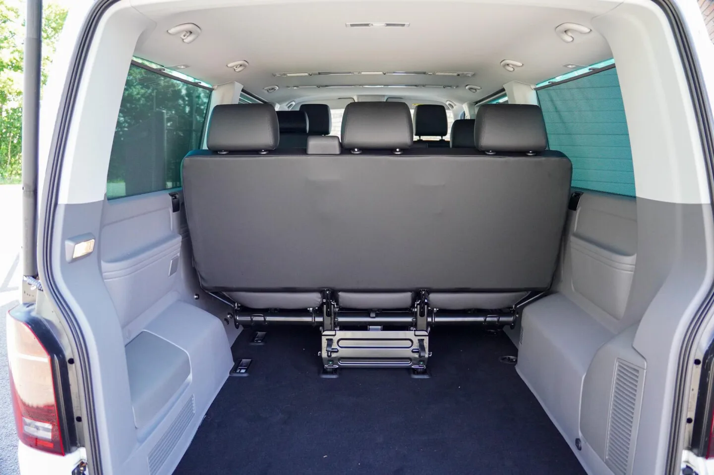 Volkswagen Caravelle (2023) — foto 1