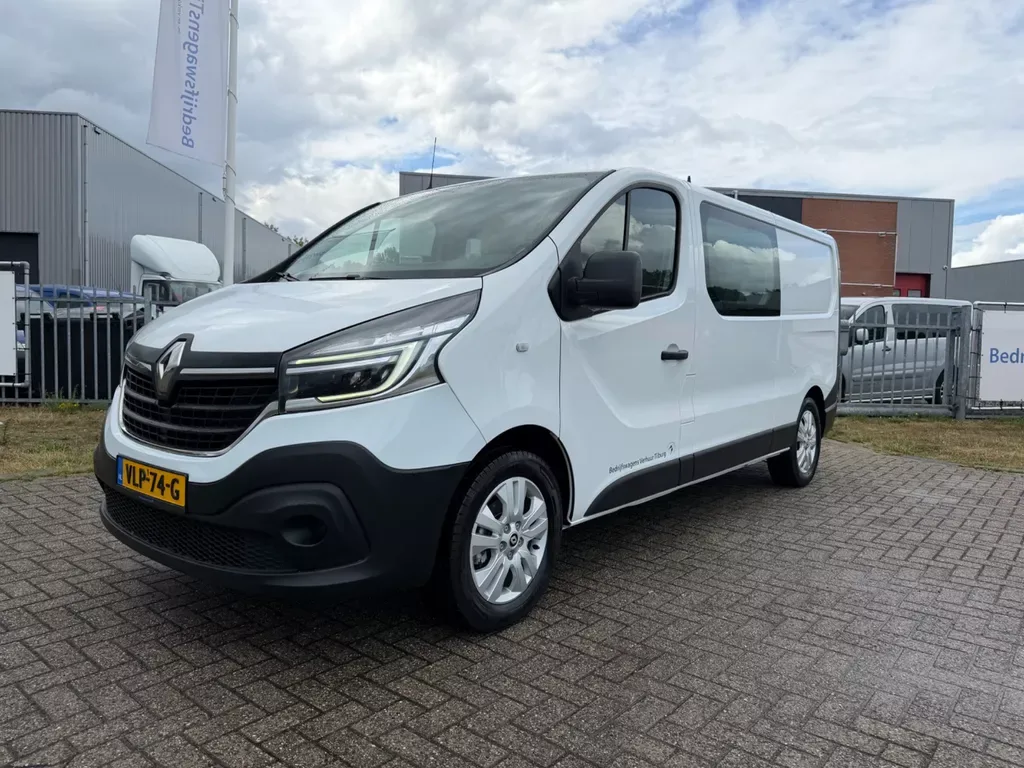 Renault Trafic (2021) — foto 1