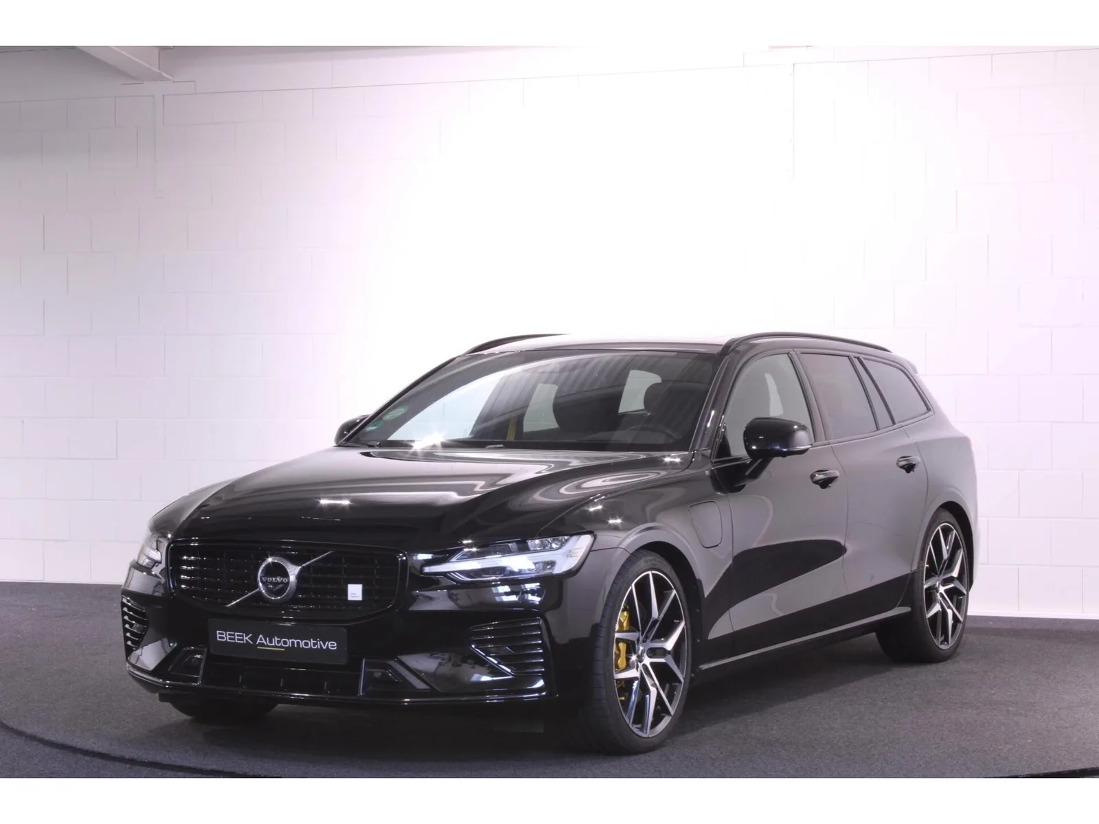 Volvo V60 (2021) — foto 1