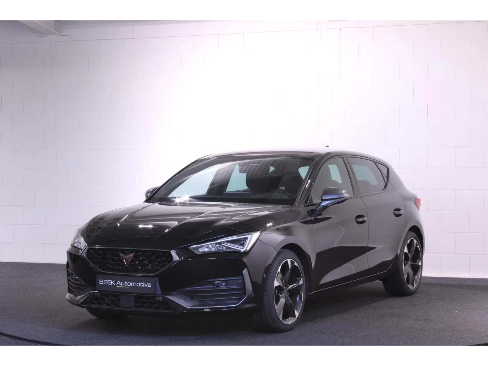 CUPRA Leon (2023) — foto 1
