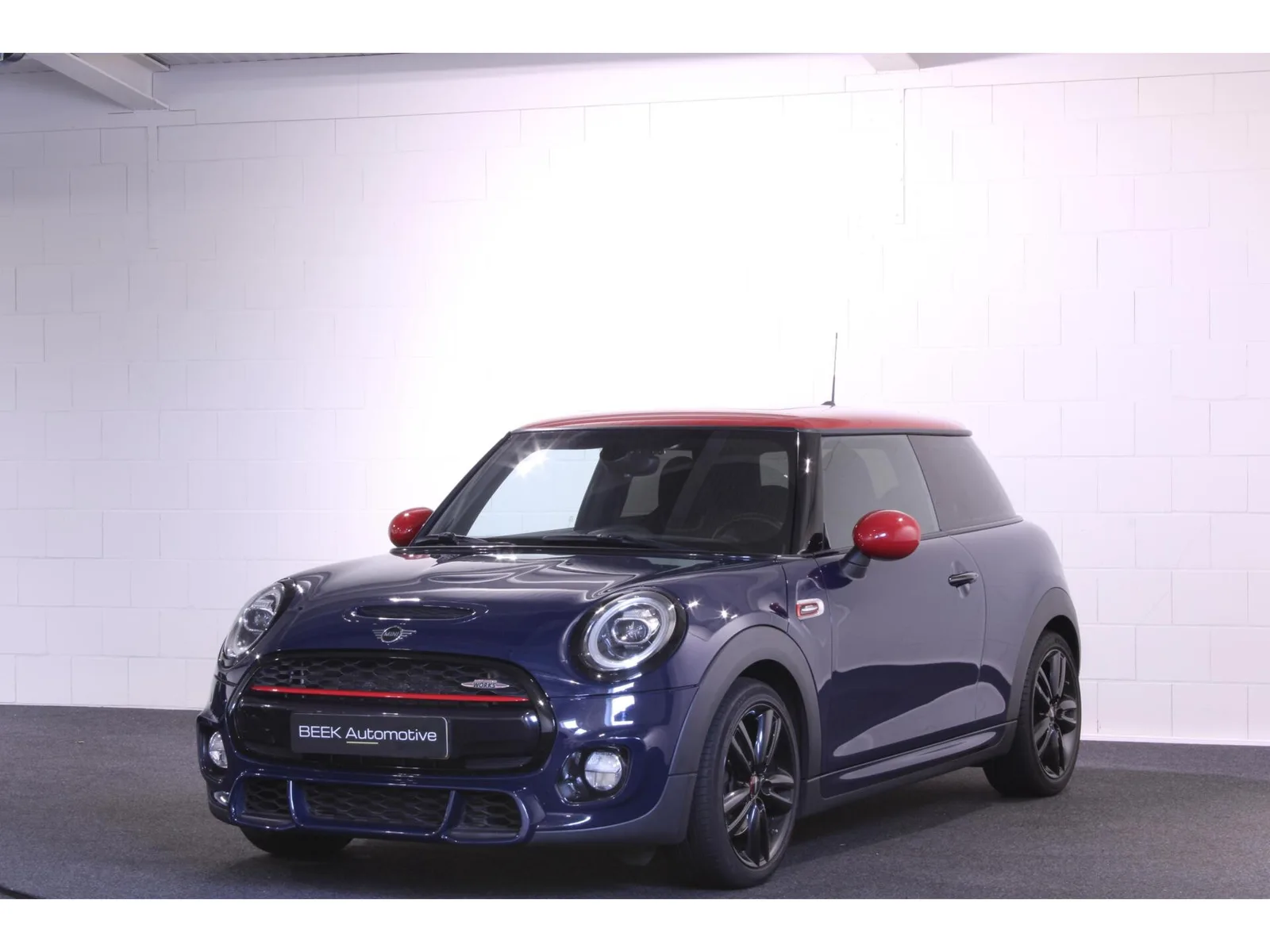 MINI Cooper S (2019) — foto 1