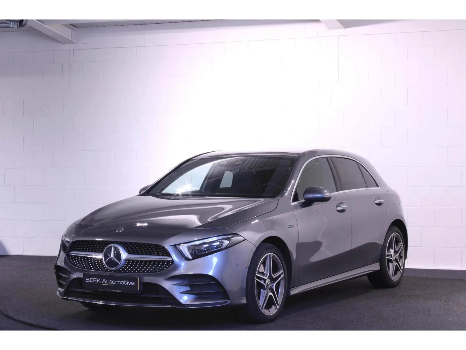Mercedes-Benz A-Klasse (2020) — foto 1