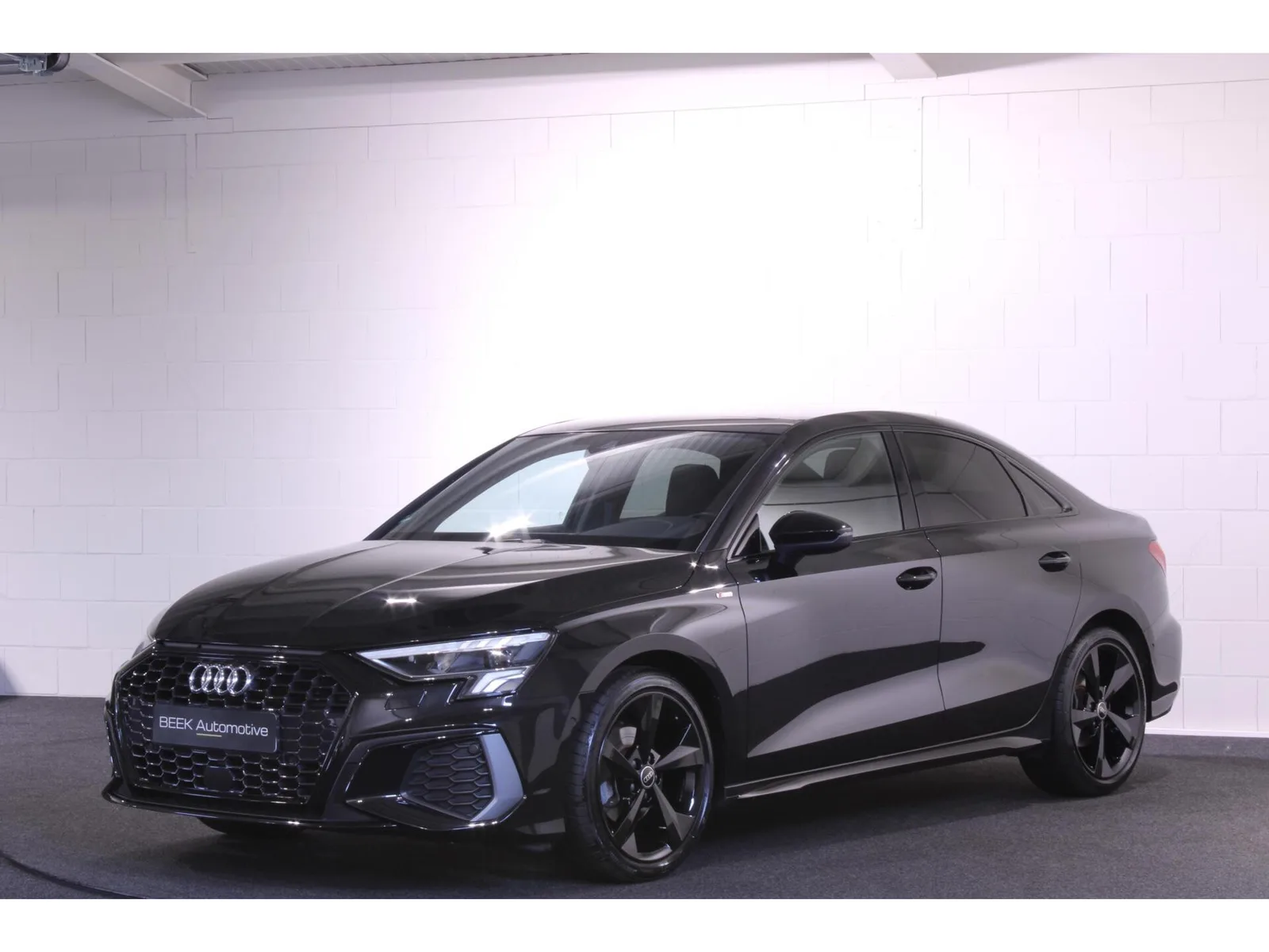 Audi A3 (2023) — foto 1