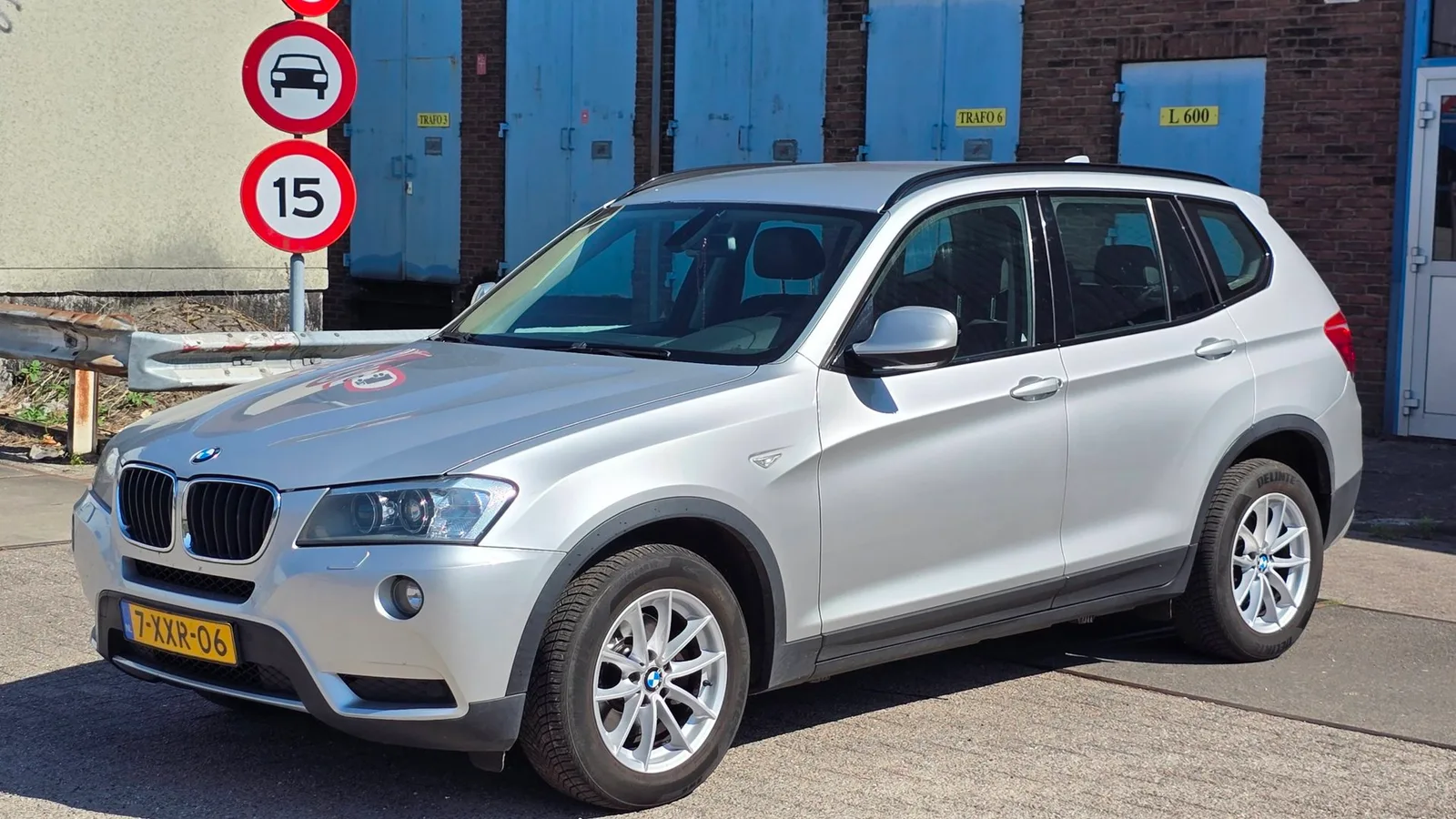 BMW X3 (2011) — foto 1