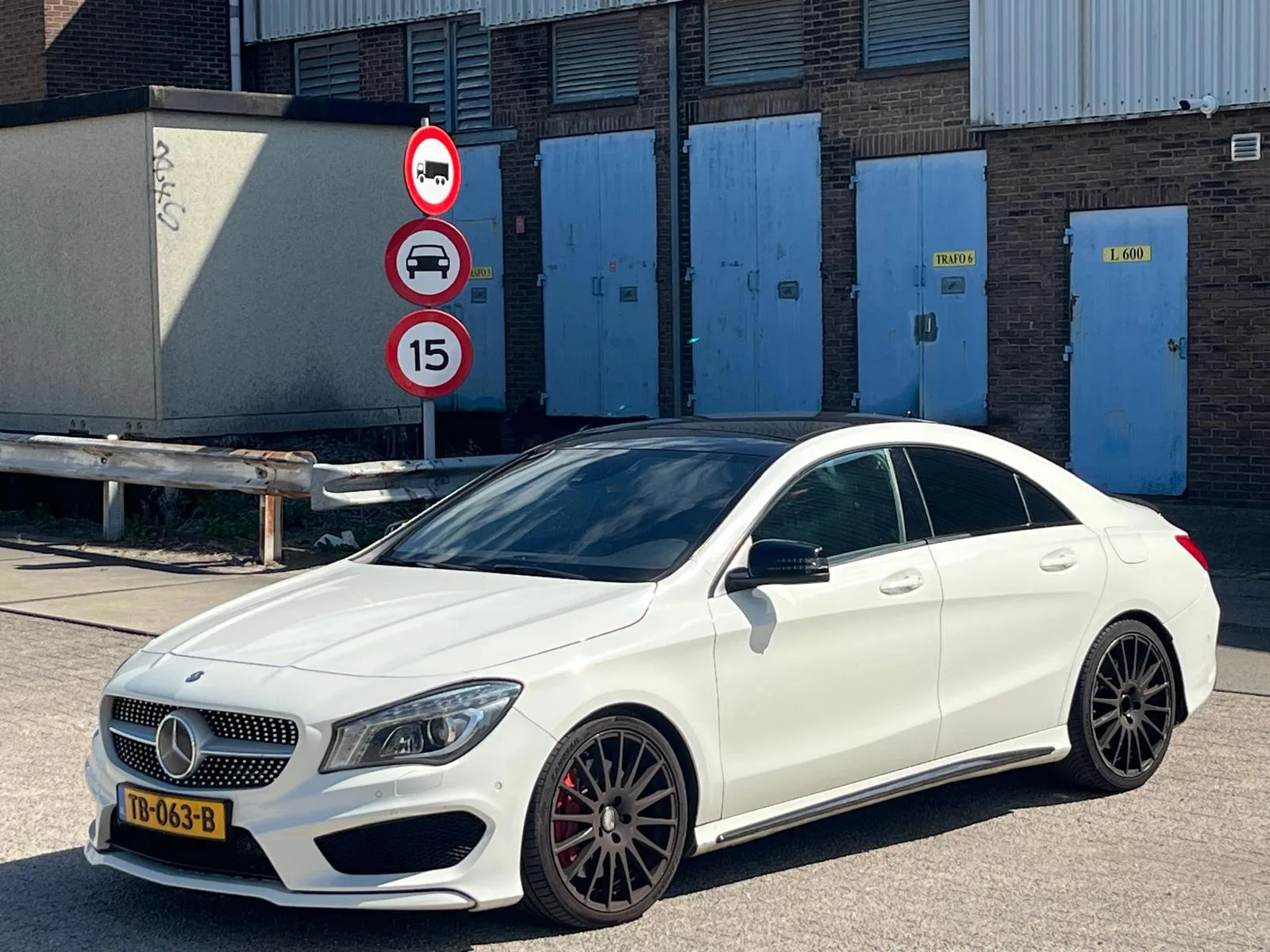 Mercedes-Benz CLA-Klasse (2014) — foto 1