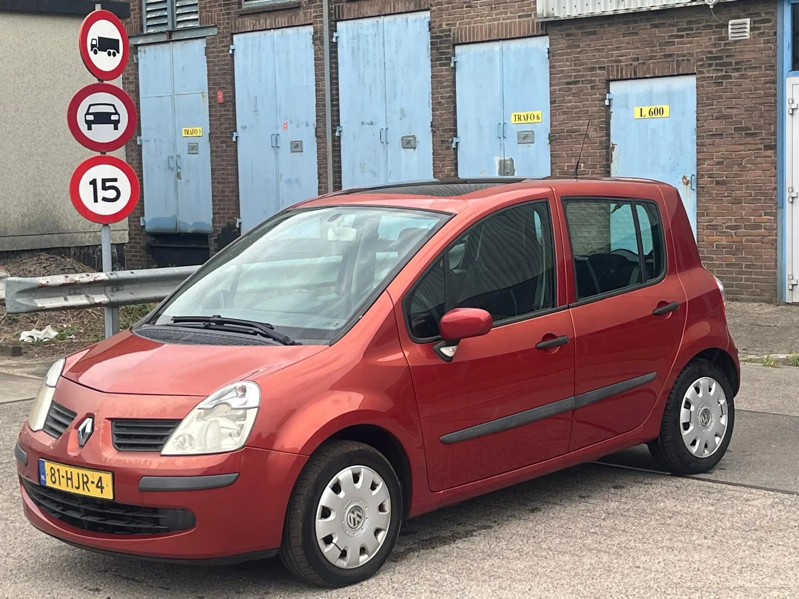 Renault Modus (2008) — foto 1