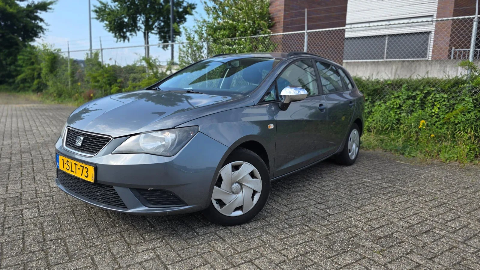 SEAT Ibiza (2014) — foto 1