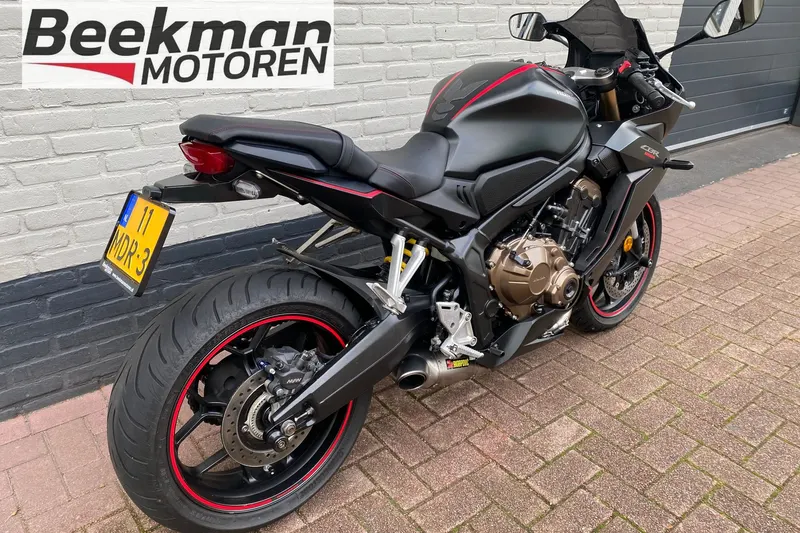 Honda CBR650R (2020)