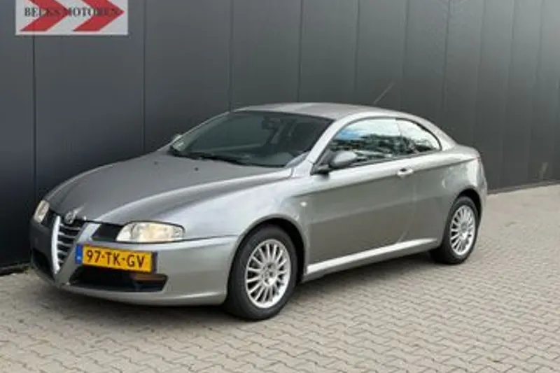 Alfa Romeo GT (2006)