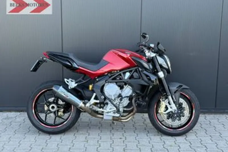MV Agusta Brutale 800 (2015)