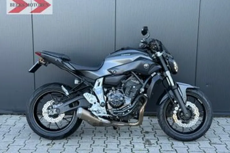 Yamaha MT-07 (2016)