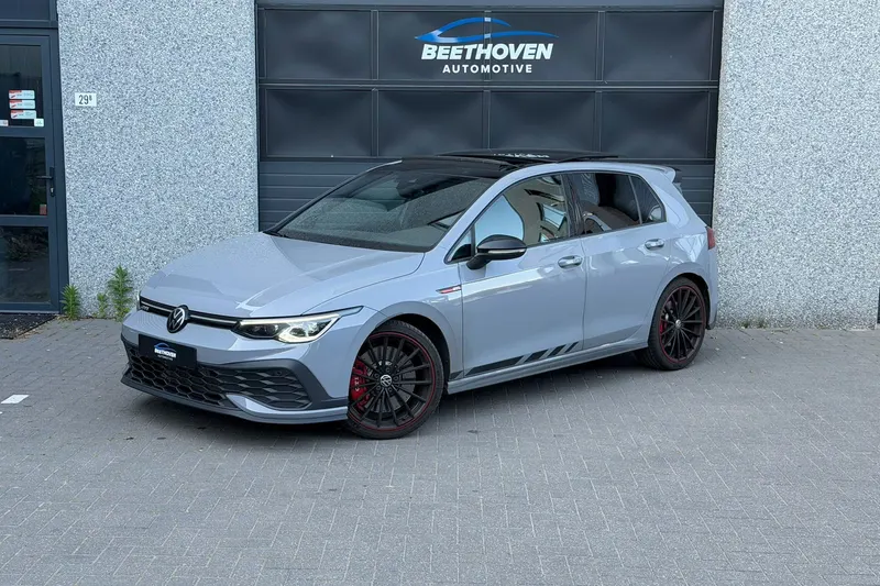 Volkswagen Golf (2022)