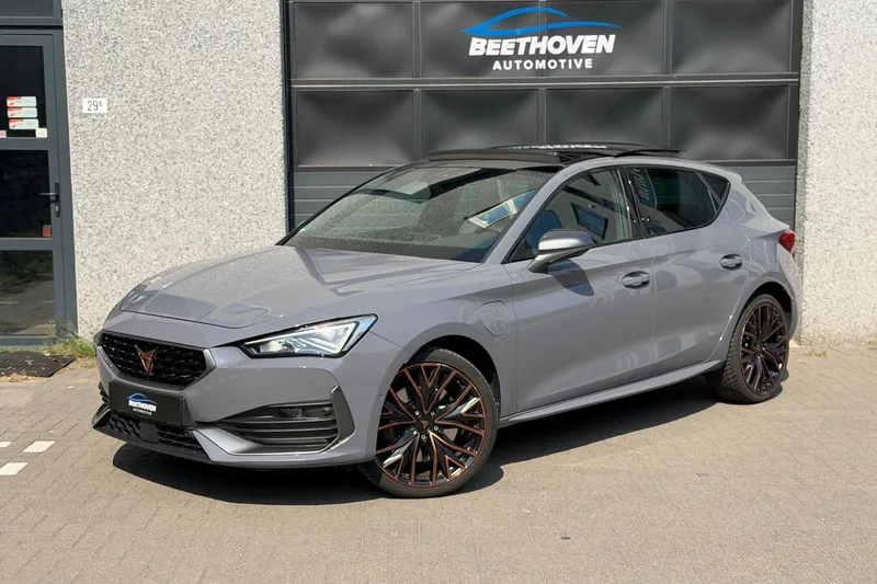 CUPRA Leon (2021)
