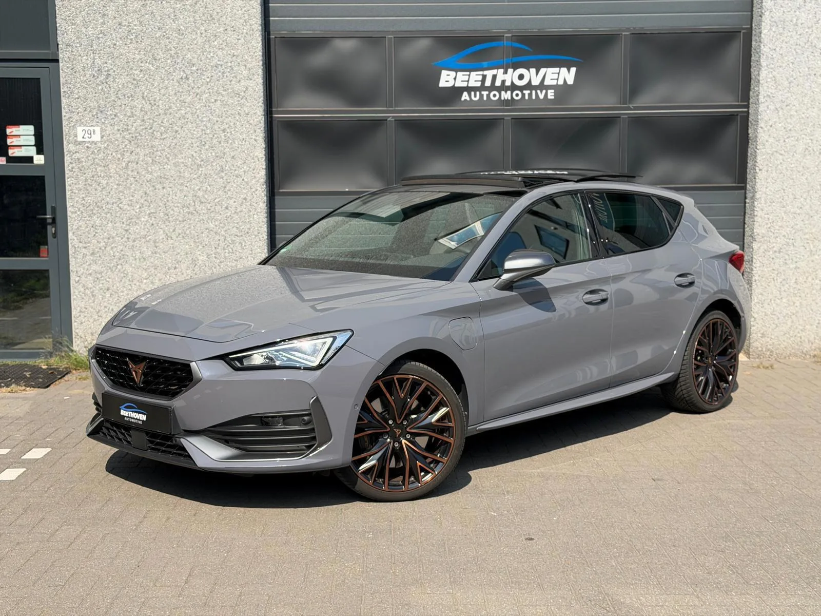 CUPRA Leon (2021) — foto 1