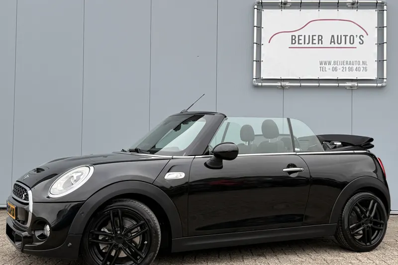 MINI Cabrio (2018)