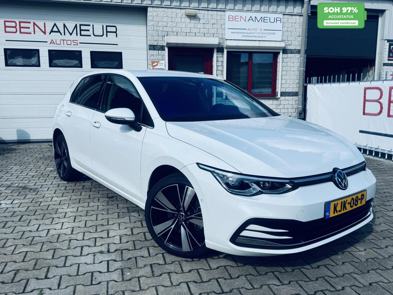 Volkswagen Golf (2022) — foto 1