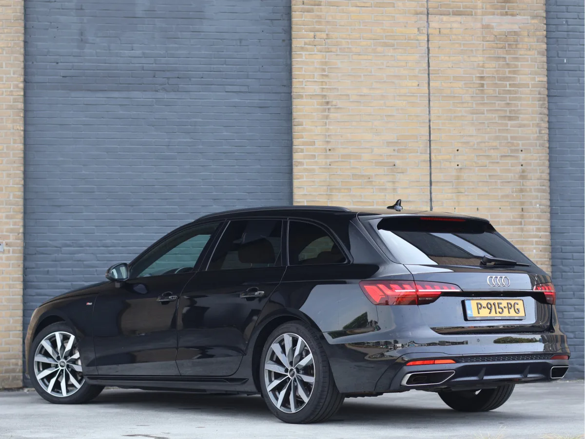 Audi A4 (2022) — foto 1