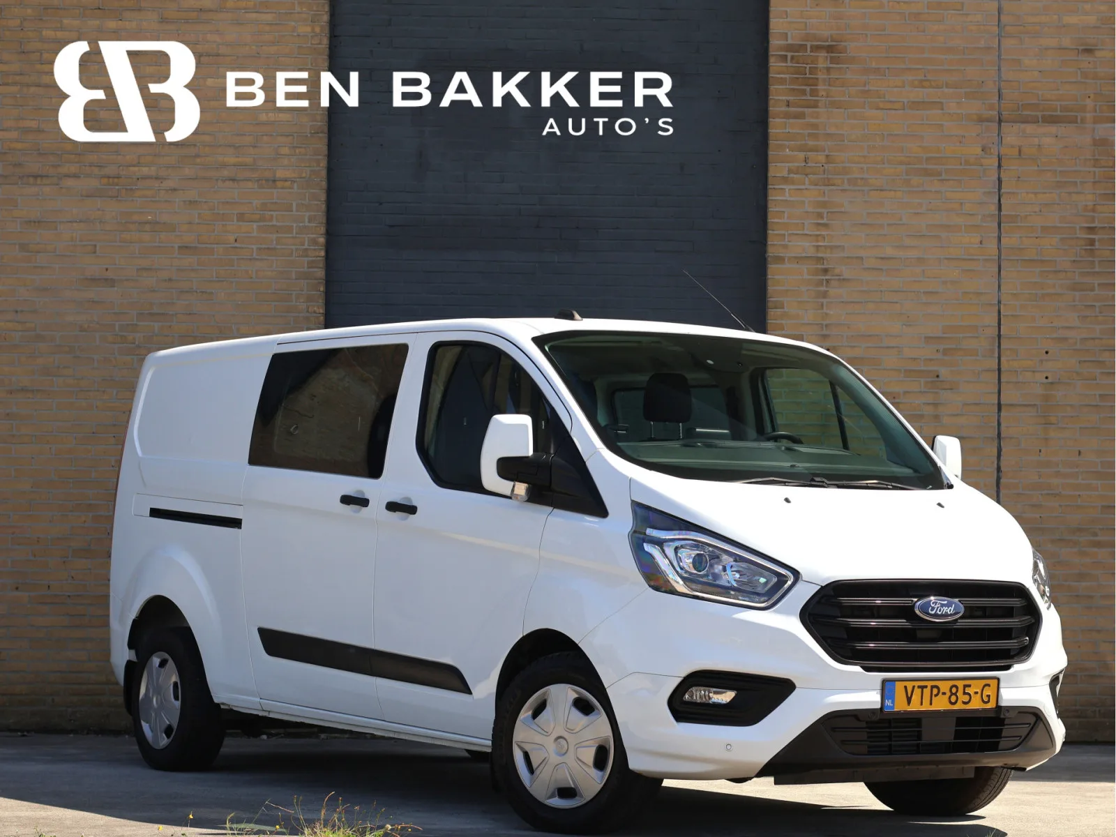 Ford Transit (2023) — foto 1