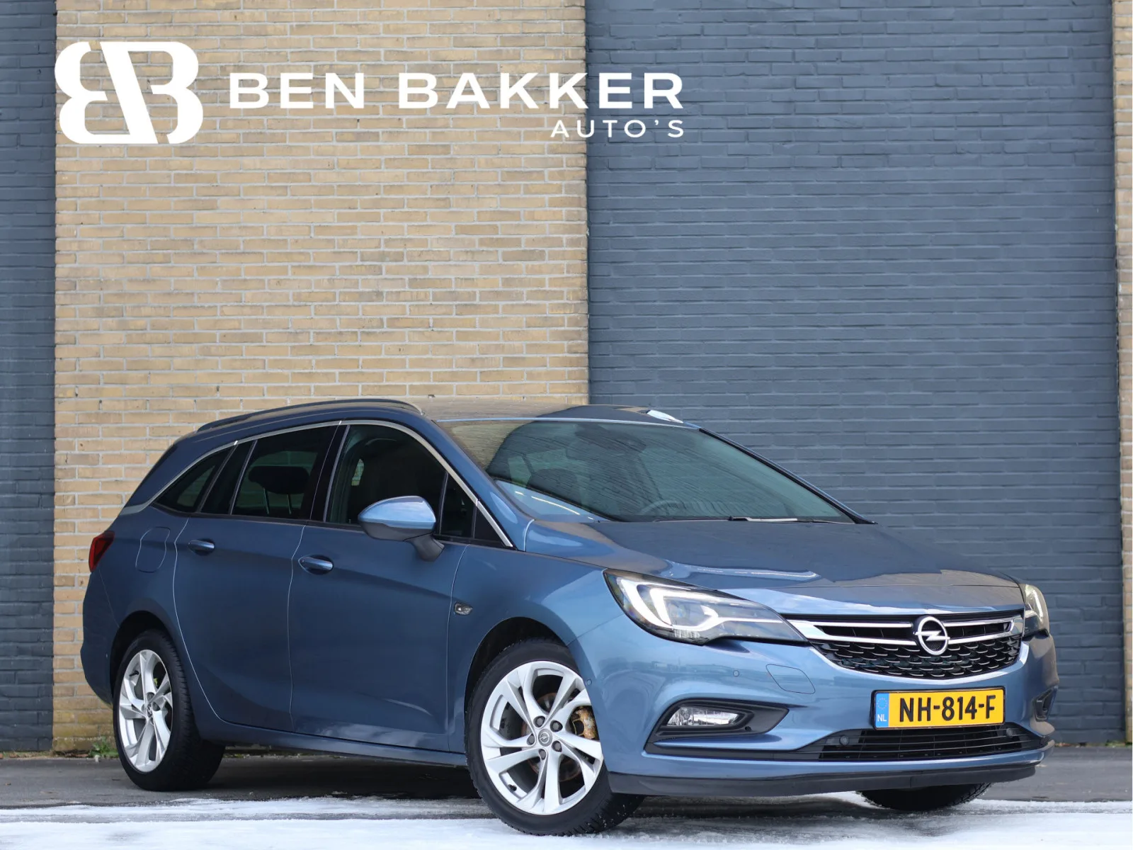 Opel Astra (2017) — foto 1