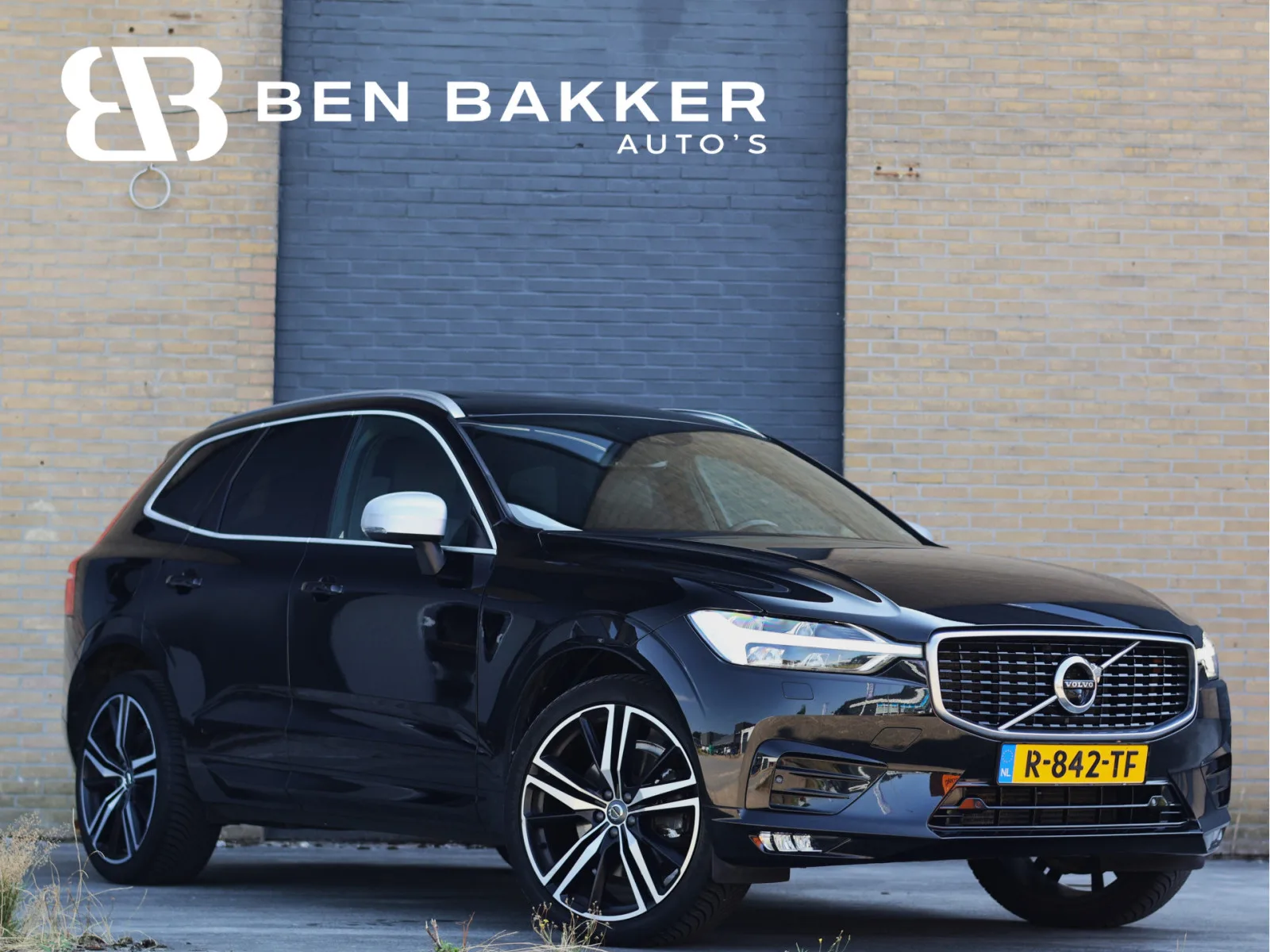 Volvo XC60 (2019) — foto 1