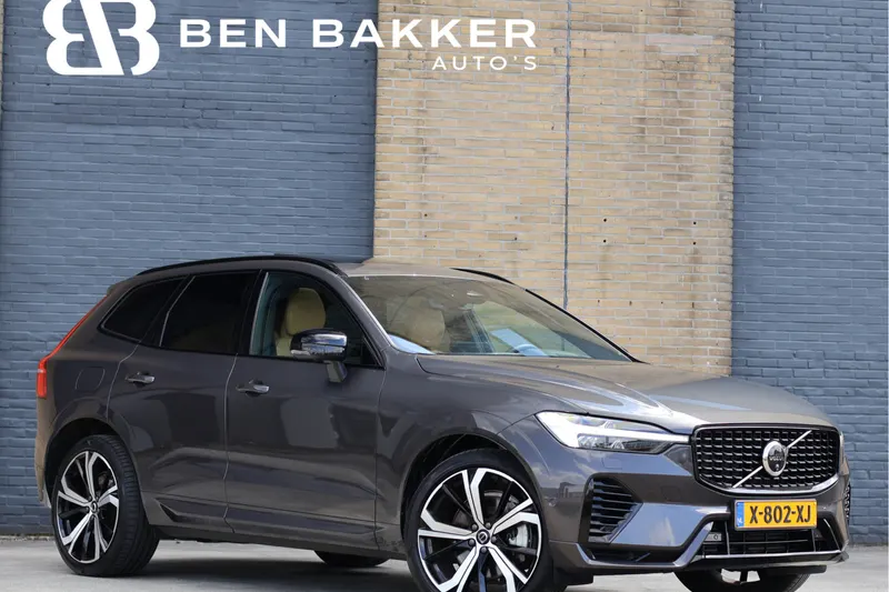 Volvo XC60 (2024)