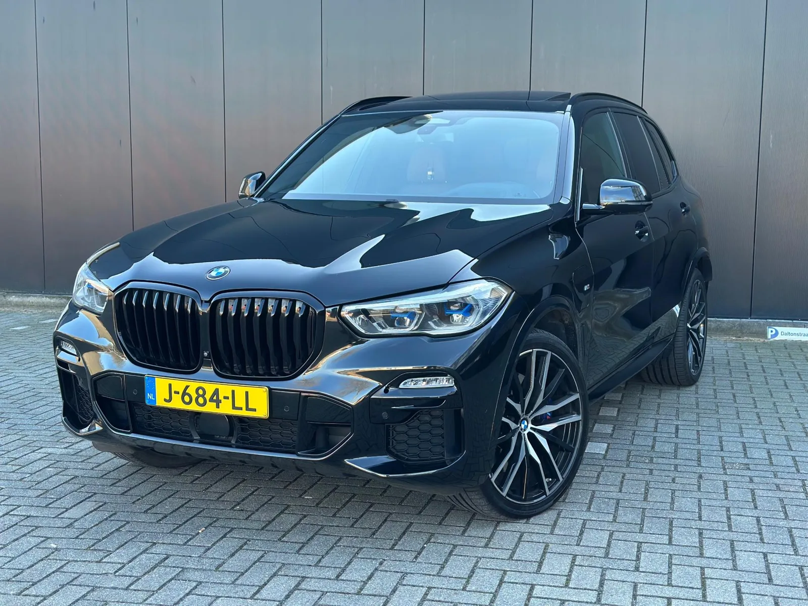 BMW X5 (2020) — foto 1