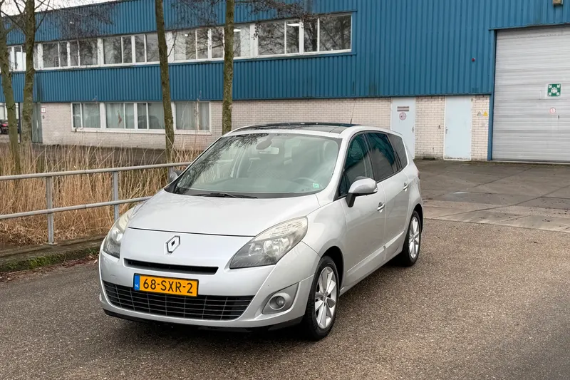 Renault Grand Scénic (2012)