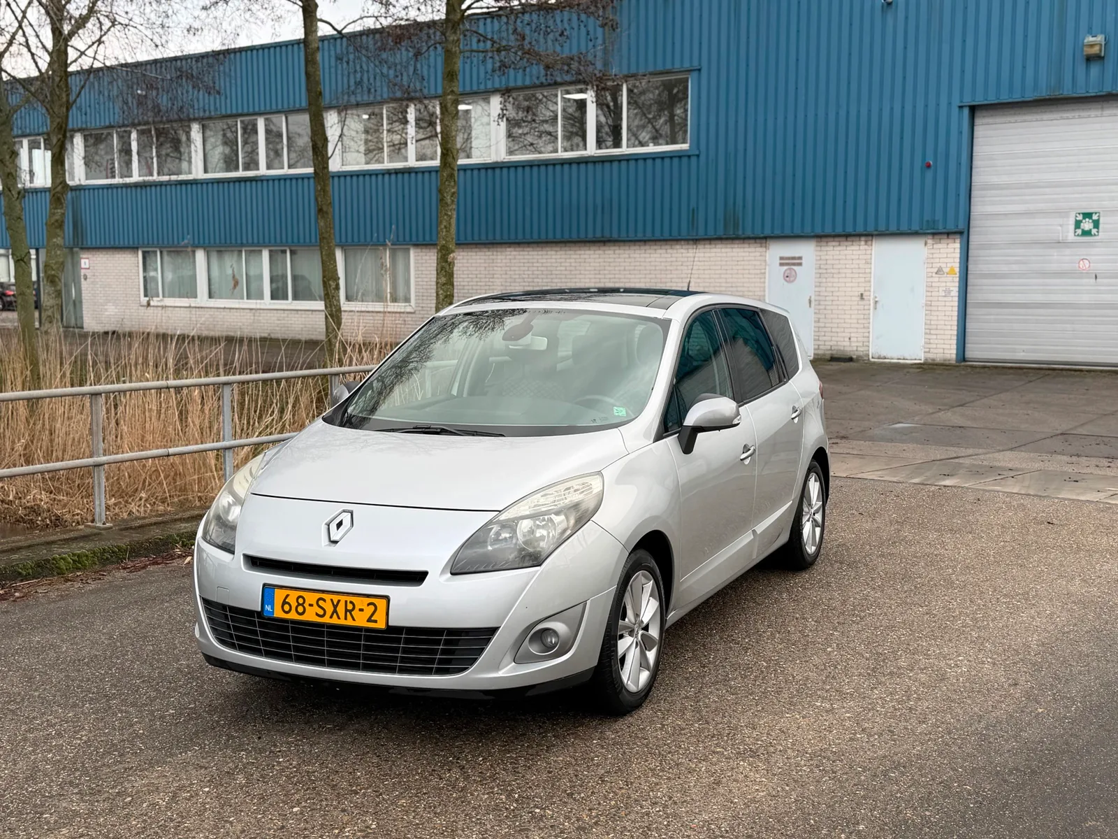 Renault Grand Scénic (2012) — foto 1