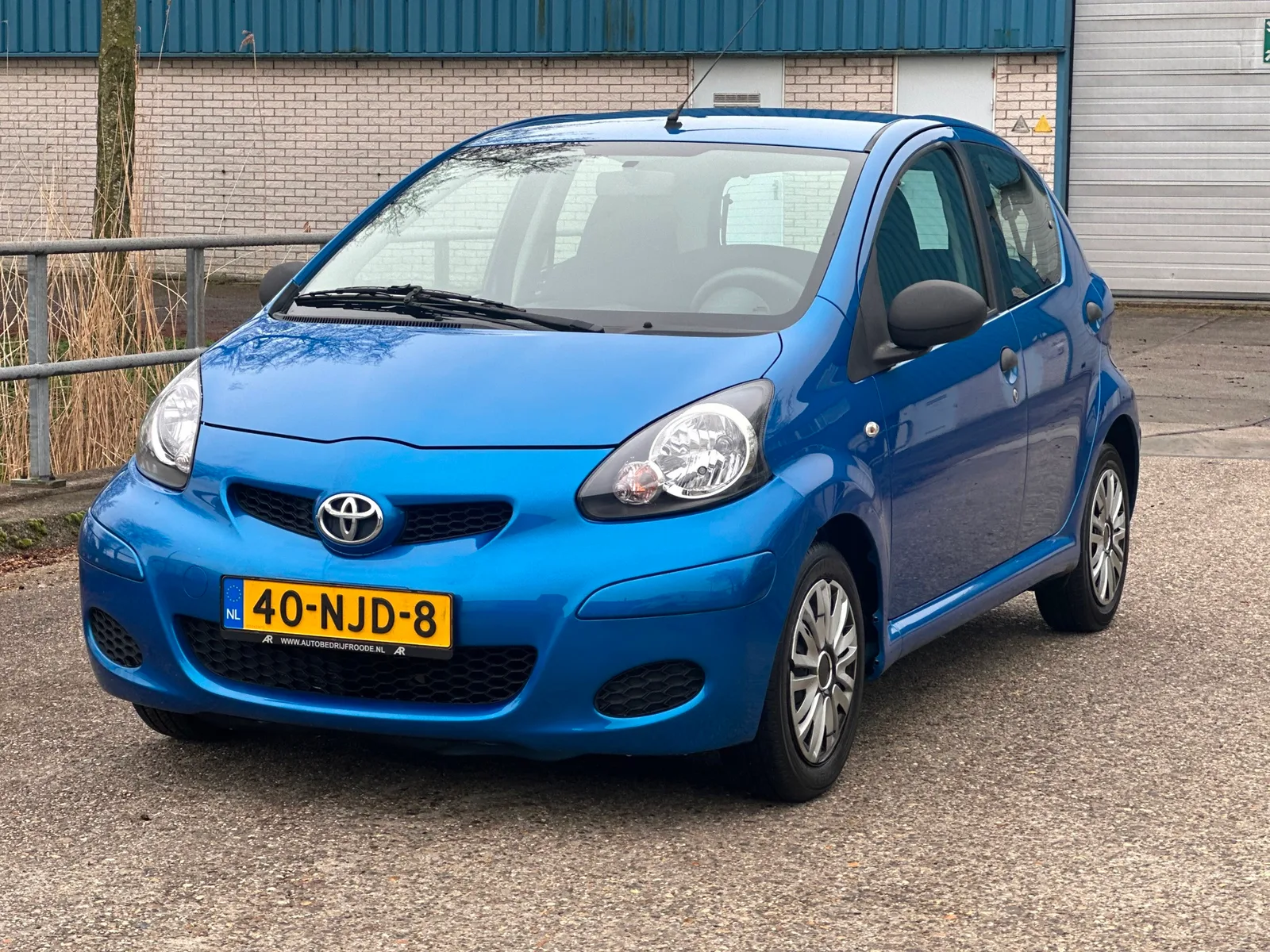 Toyota Aygo (2010) — foto 1