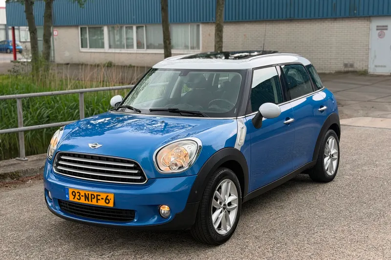MINI Countryman (2010)