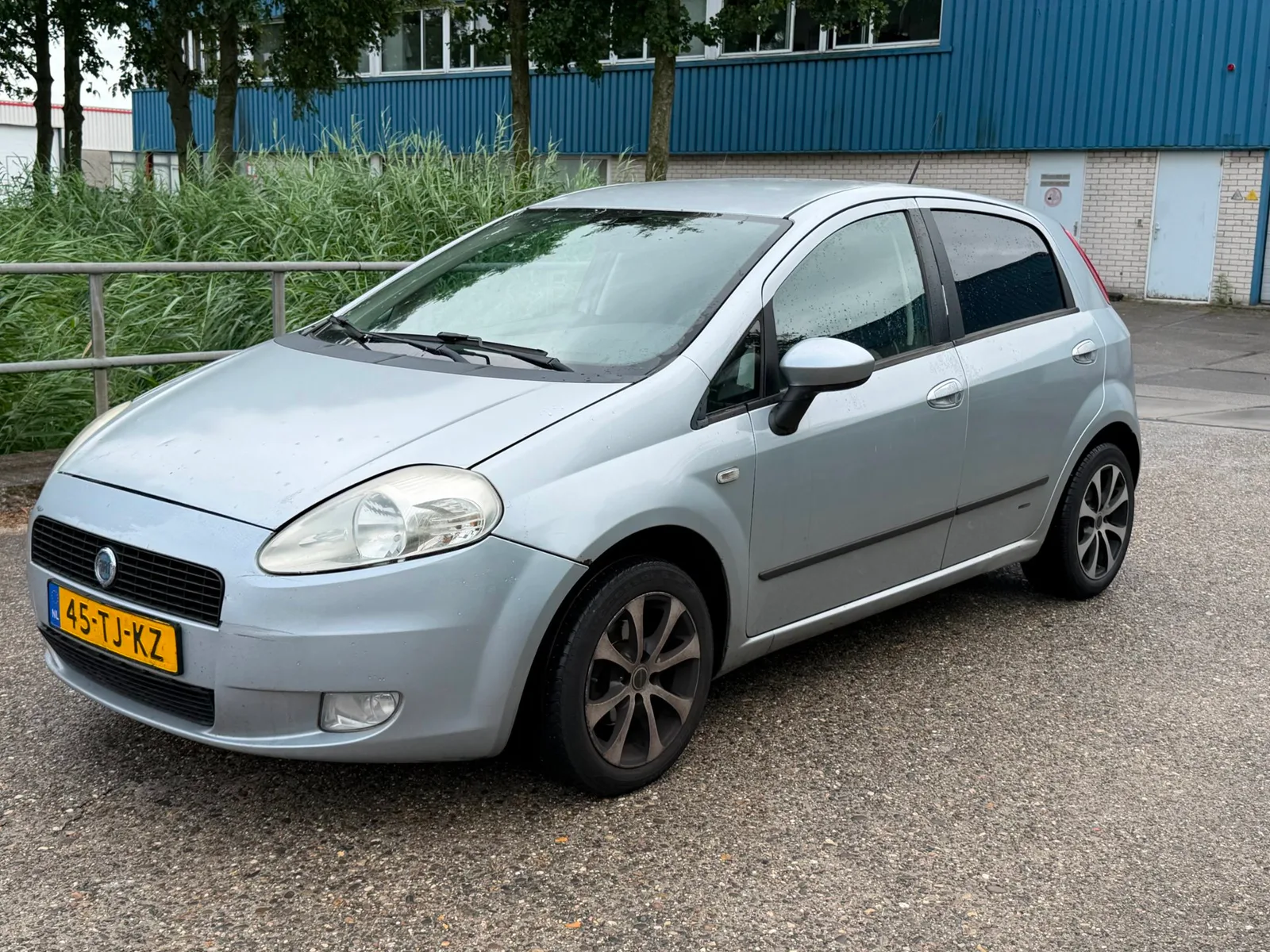 Fiat Grande Punto (2006) — foto 1