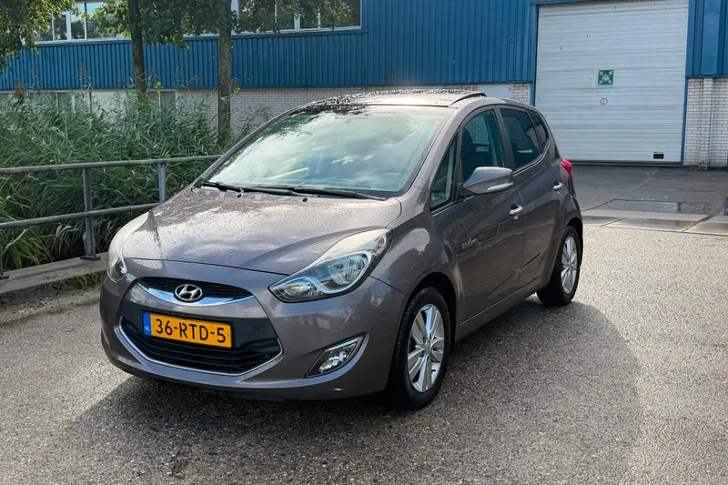 Hyundai ix20 (2011)