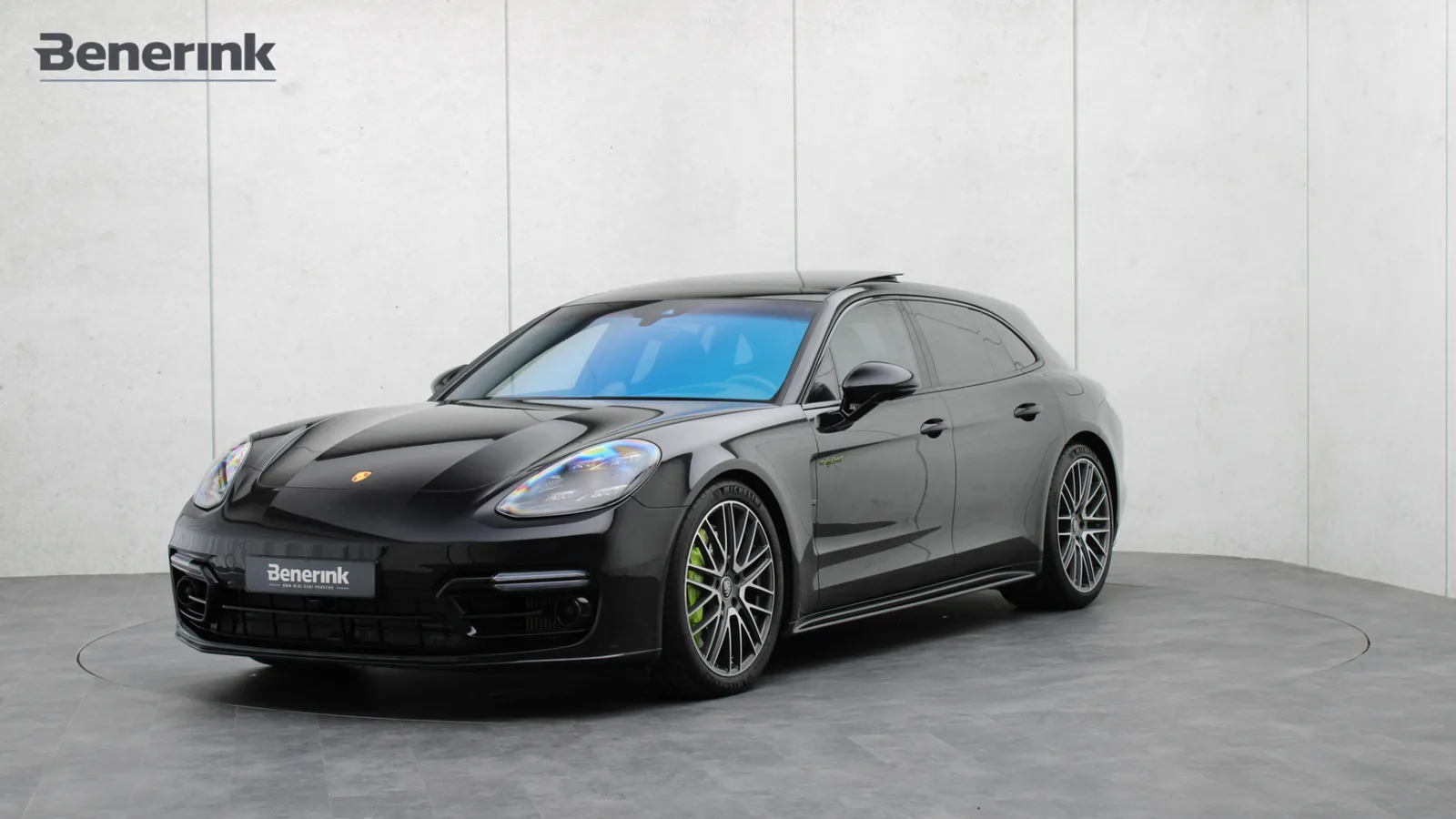 Porsche Panamera (2021) — foto 1
