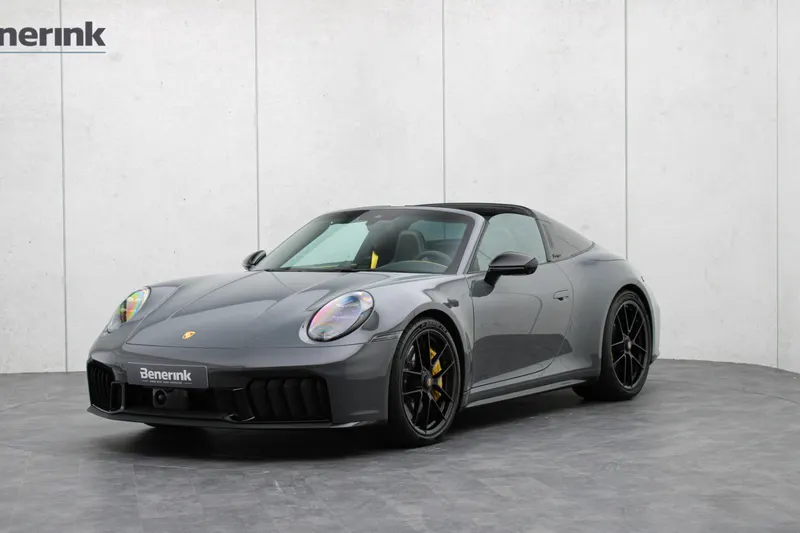Porsche 911 (2025)