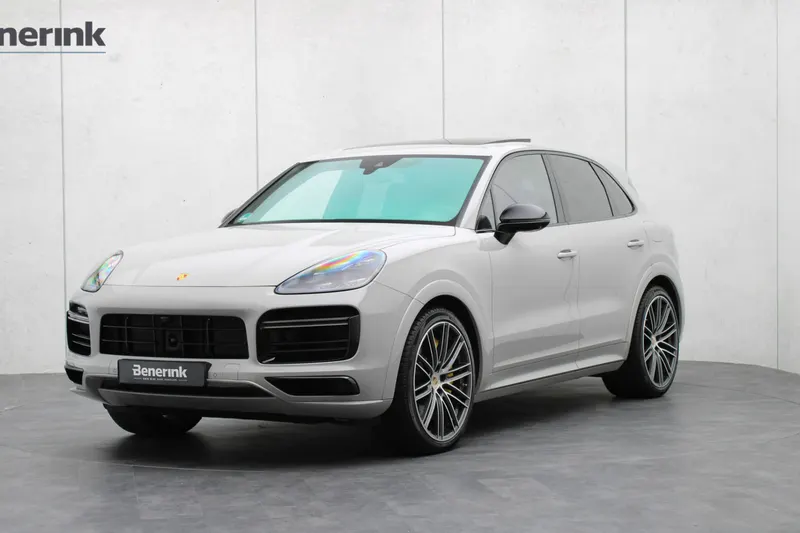 Porsche Cayenne (2023)