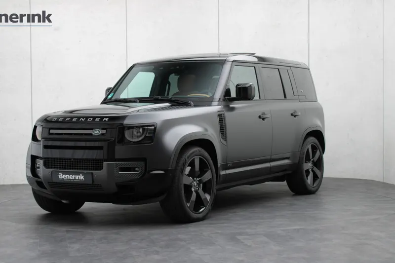 Land Rover Defender (2023)
