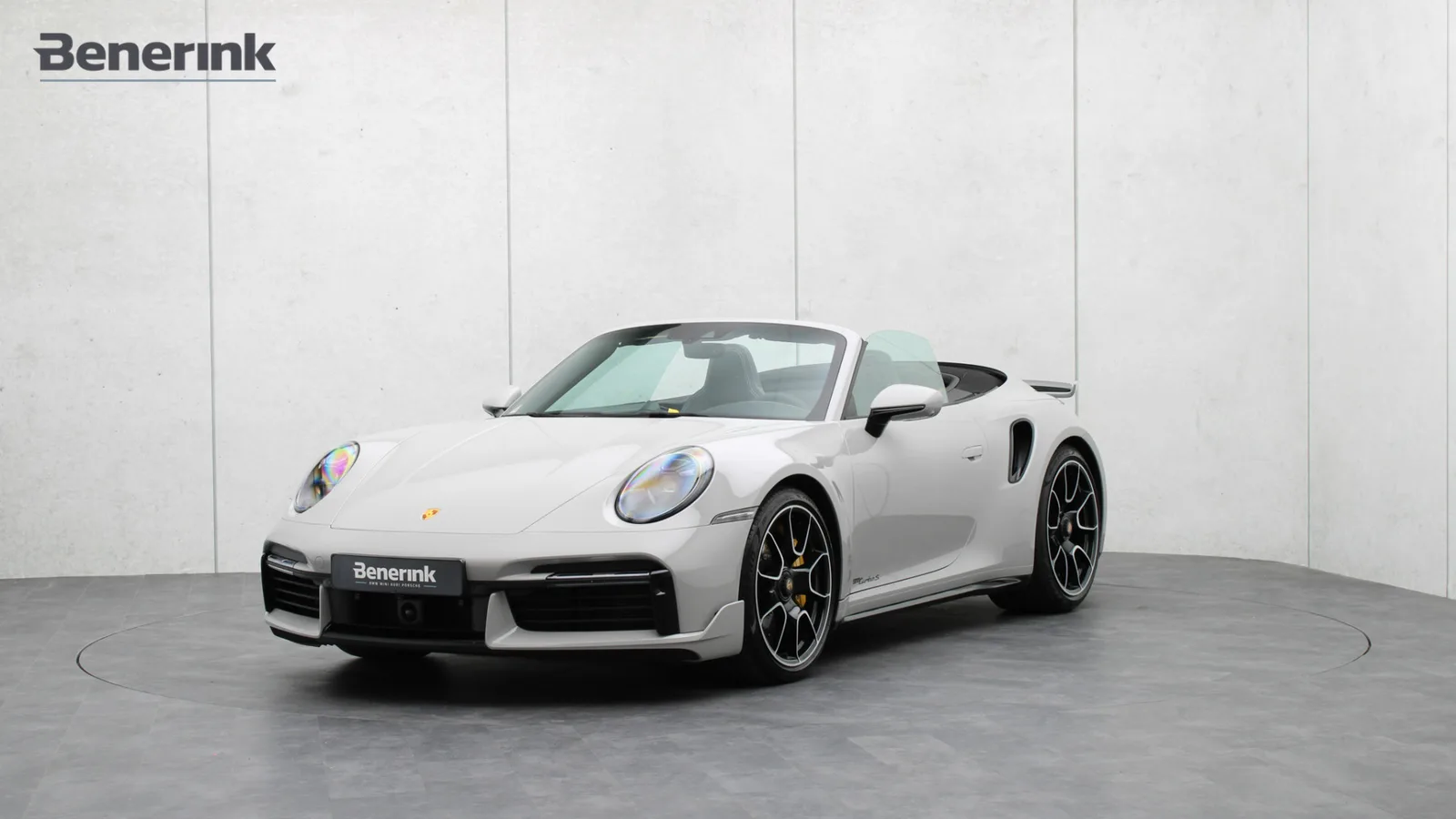 Porsche 911 (2023) — foto 1