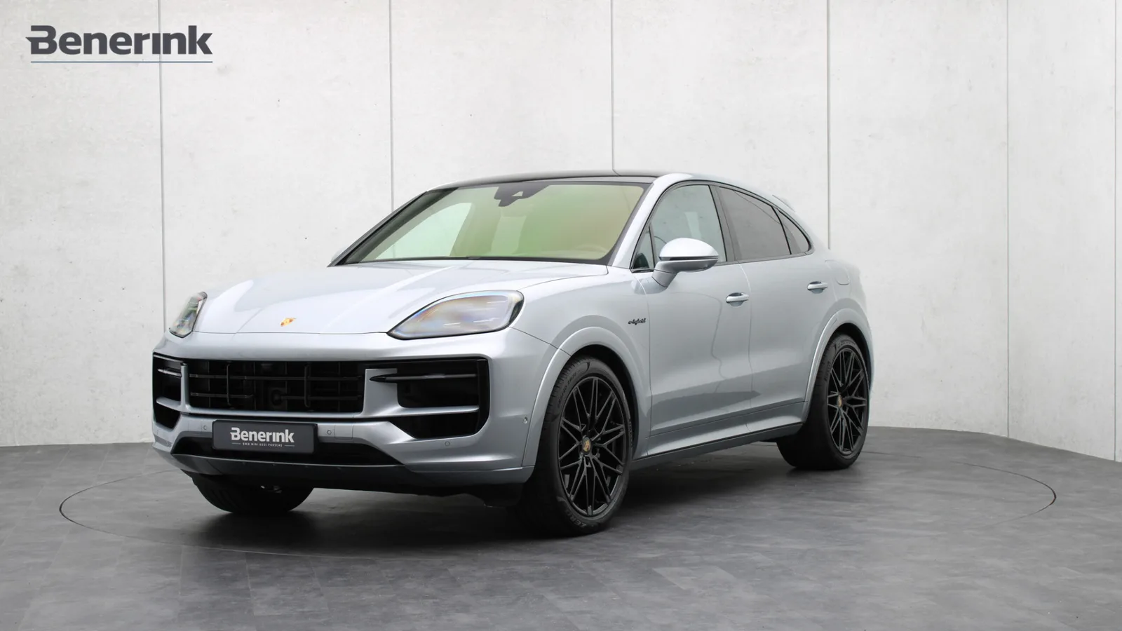 Porsche Cayenne (2024) — foto 1