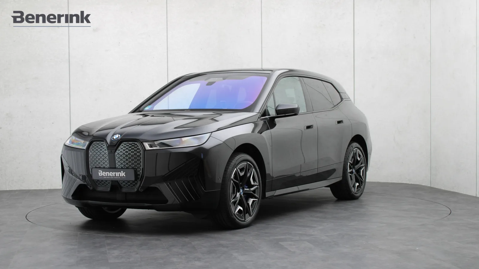 BMW iX (2021) — foto 1