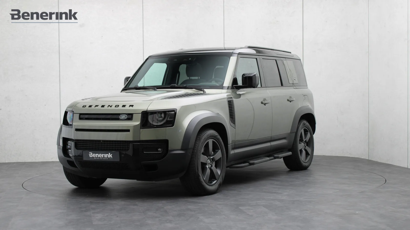 Land Rover Defender (2023) — foto 1