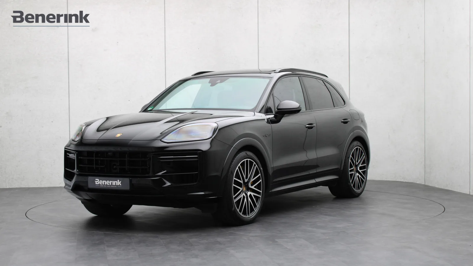 Porsche Cayenne (2024) — foto 1