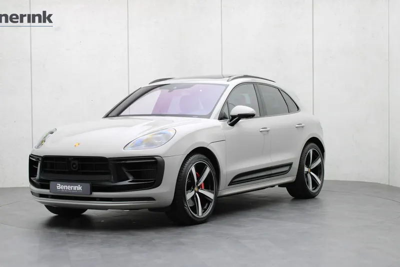 Porsche Macan (2022)