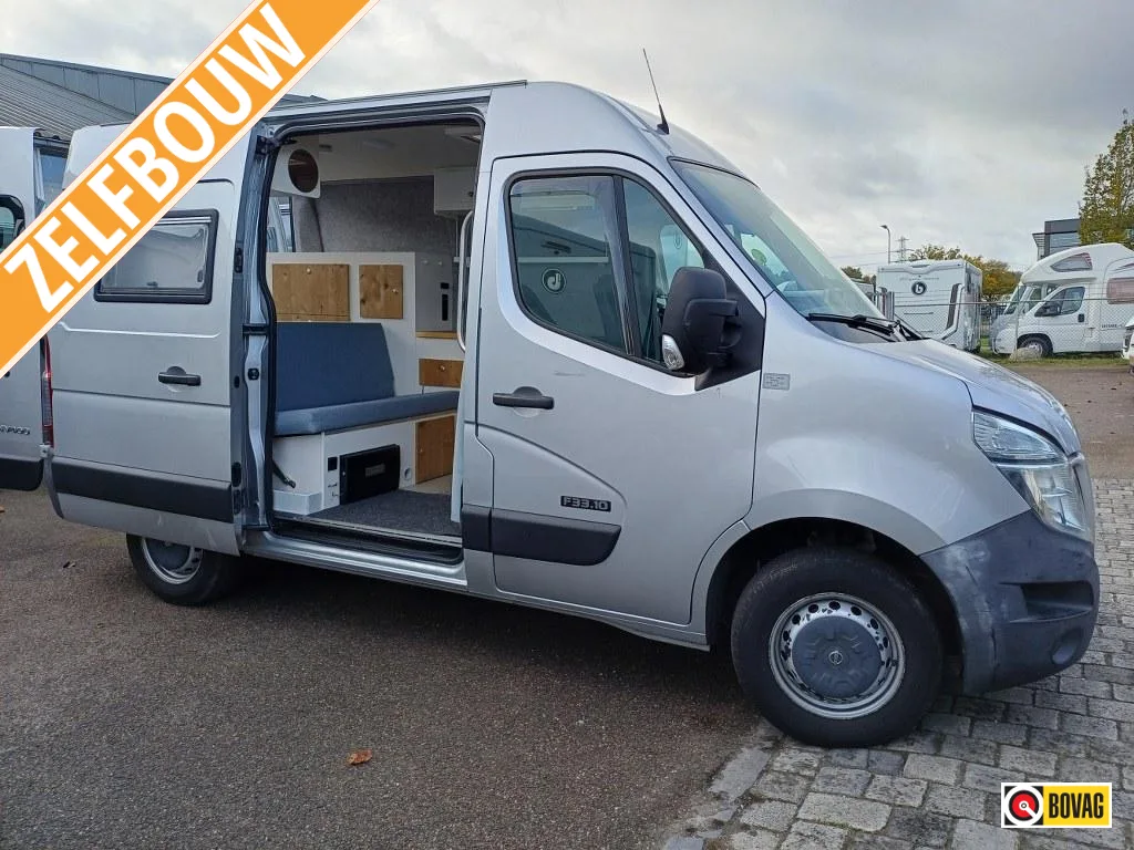 Nissan NV400 (2012) — foto 1
