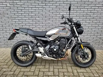 Kawasaki Z650RS (2022) — foto 1