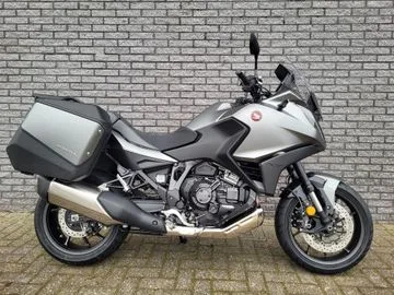 Honda NT (2024) — foto 1