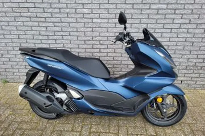 Honda PCX 125 (2025)